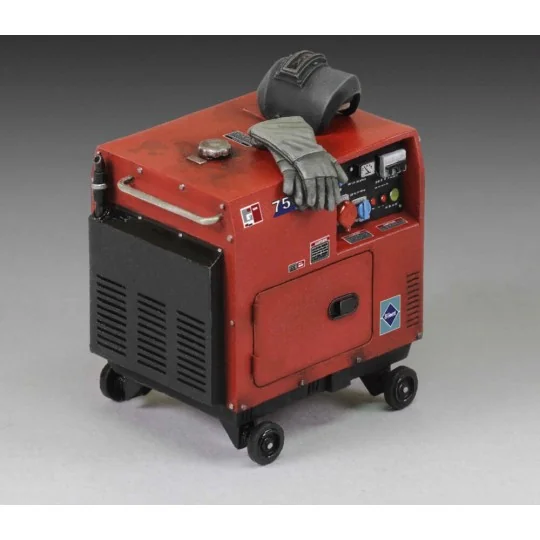 Generator - Royal Model RM717