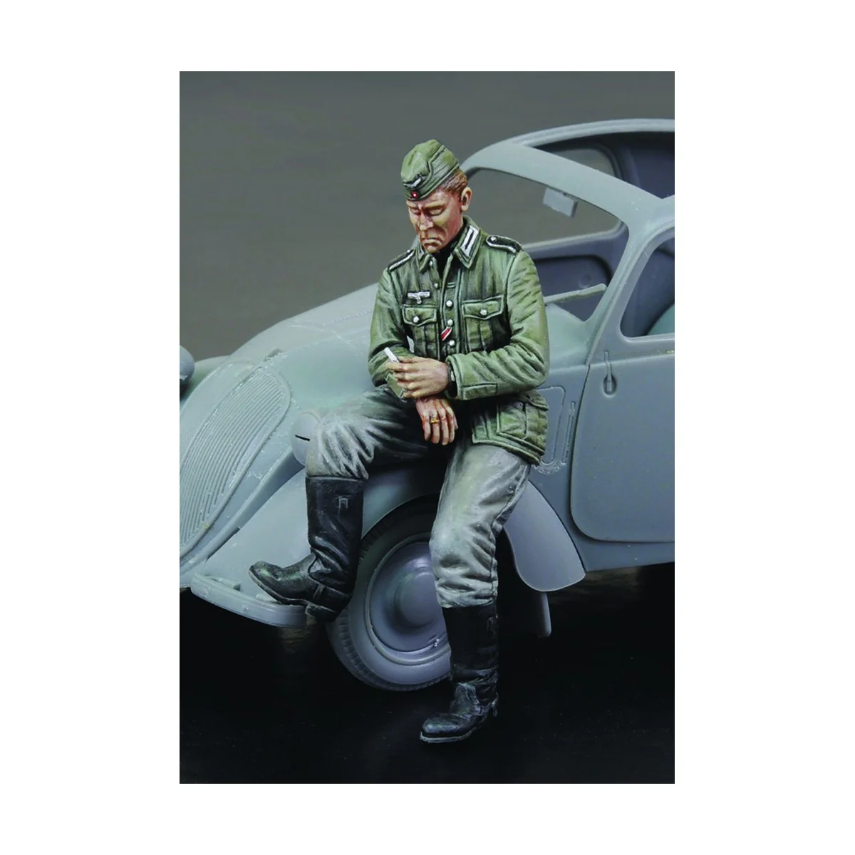 Citroen German Driver-WWII - Royal Model RM729