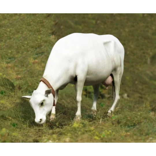 Cow standing, 1/35 - Royal Model RM747