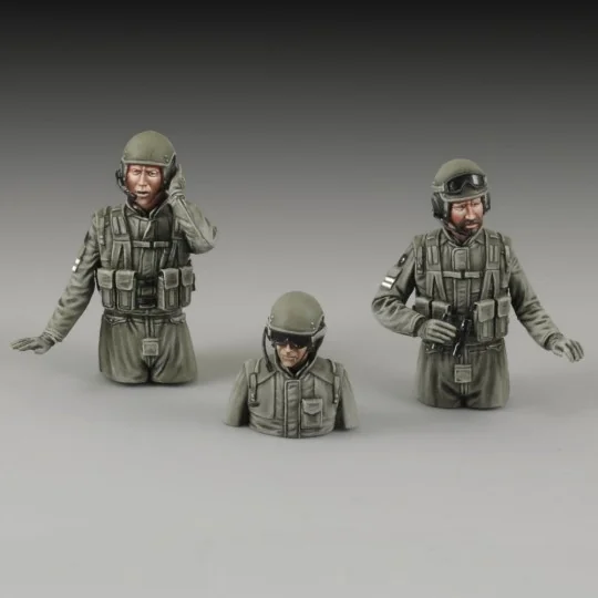 IDF tank crew, 1/35 - Royal Model RM767