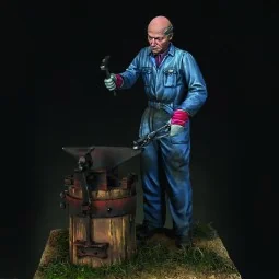 Blacksmith, 1/35 - Royal Model RM822