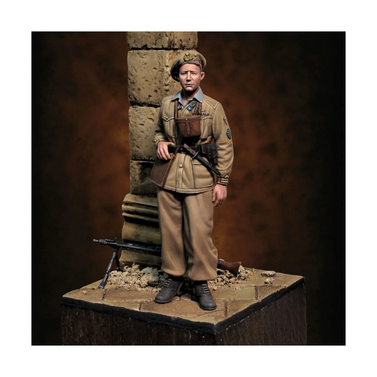 Btg. Arditi Distruttori della Regia Aeronautica, 1/35 - Royal Model... Btg. Arditi Distruttori della Regia Aeronautica, 1/35 - Royal Model...