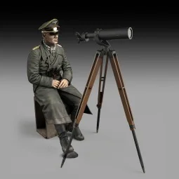 Erwin Rommel with tripod telescope (75mm) - Royal Model RM855