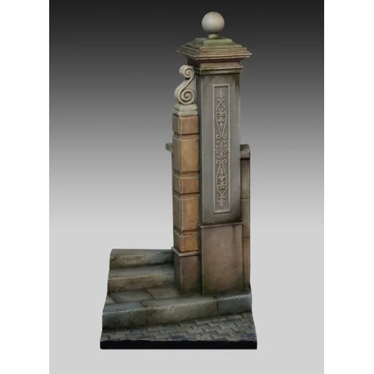 Base with column 'cm4x4', 1/32 - Royal Model RM947