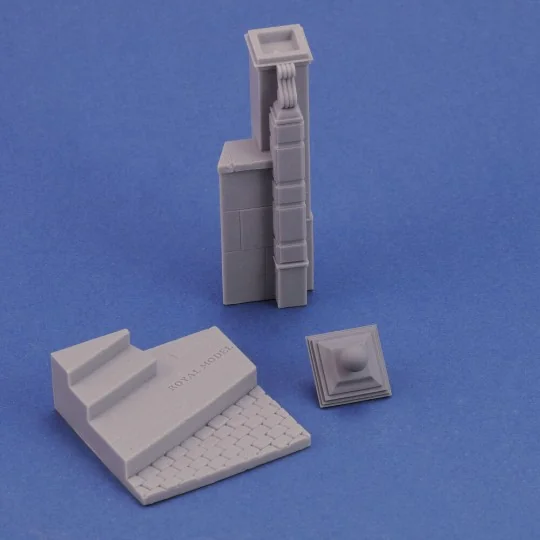 Base with column 'cm4x4', 1/32 - Royal Model RM947