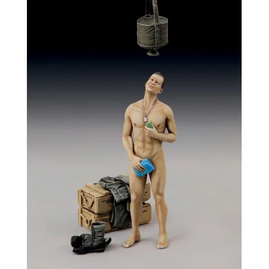 Shower time, 1/48 - Royal Model RM955