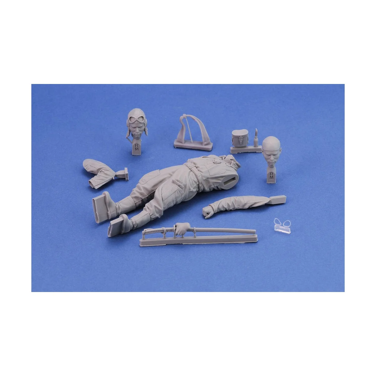 Japanese pilot - WWII, 1/16 - Royal Model RM977