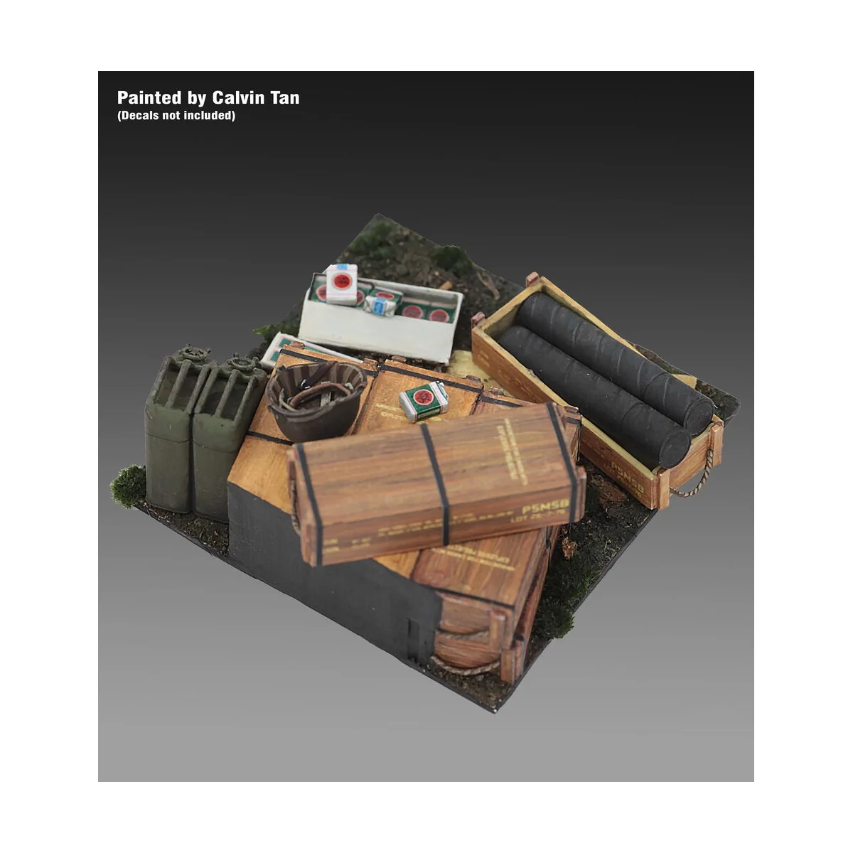 Base with 105 mm Ammo with Cases cm4x4 - Royal Model RM992