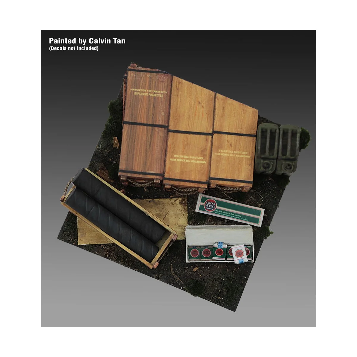 Base with 105 mm Ammo with Cases cm4x4 - Royal Model RM992