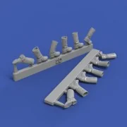 German infantry boots-various positions-WWII (no.4), 1/35 - Royal M...