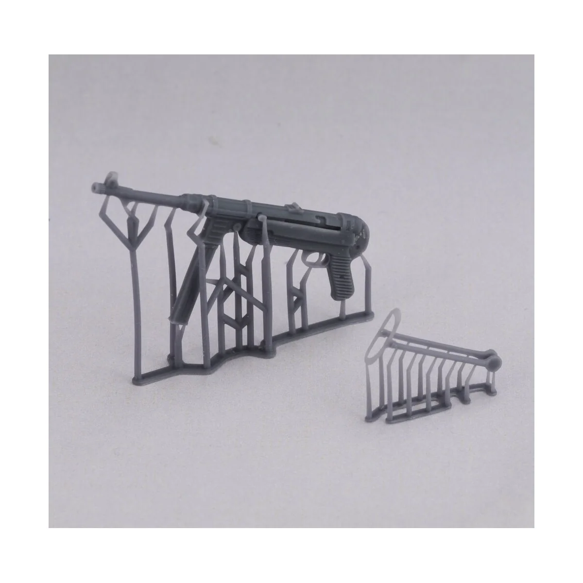 MP40 - 1 pcs. 'open stock' 3D printed, 1/16 - Royal Model RM1013