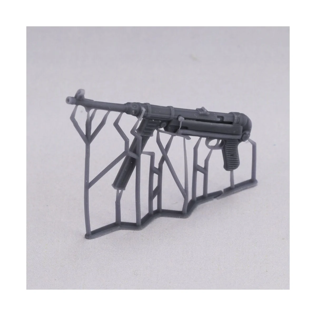 MP40 - 1 pcs. 'closed stock' 3D printed, 1/16 - Royal Model RM1029