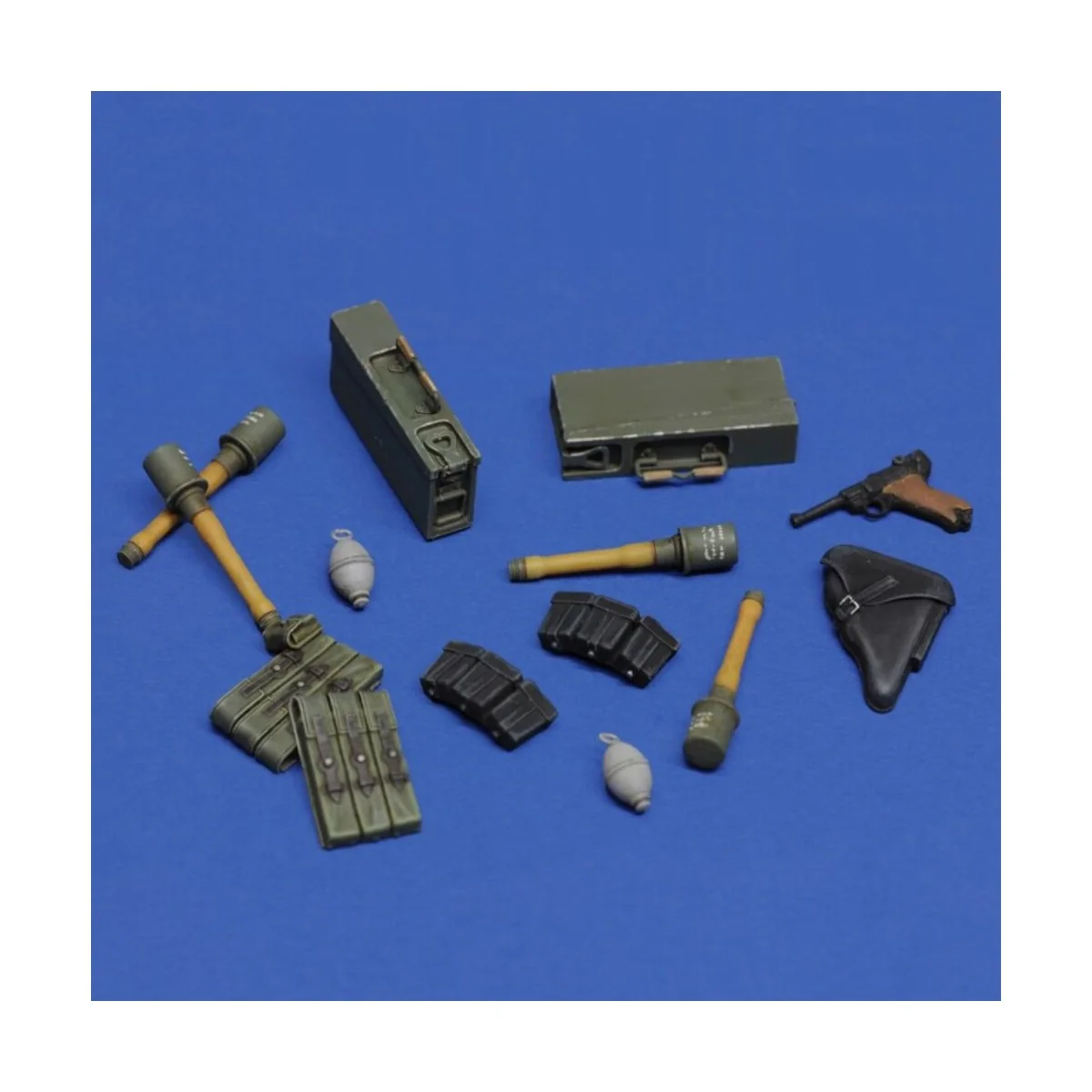 German infantry accessories - WWII, 1/16 - Royal Model RM1065