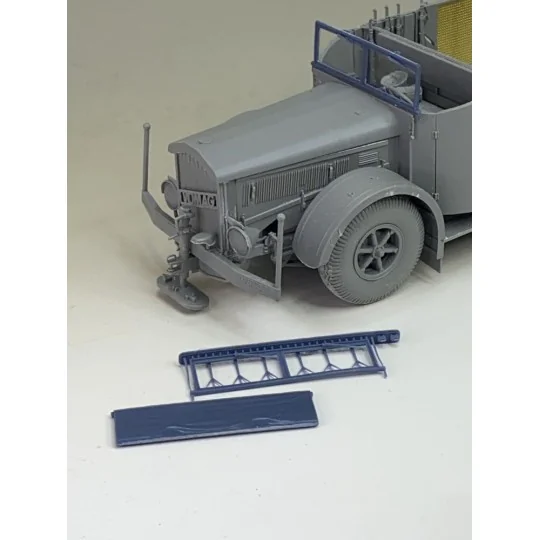 Windscreen 8.8 cm Flak on 9t Vomag, 1/72 - Royal Model RM1097