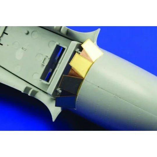 P-40B Tomahawk interior für Trumpeter Bausatz - Eduard Accessories ...