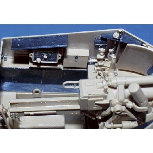 Sd.Kfz.142 Wespe mit Haubitze FH18/2 Fotoätzsatz - Eduard Accessori...