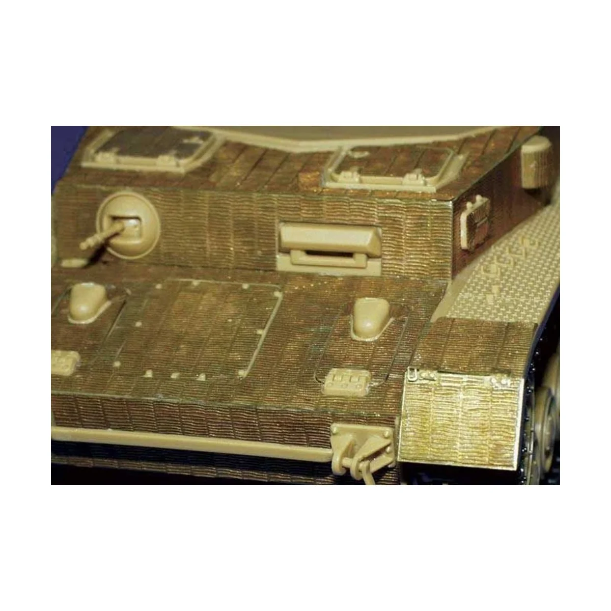 Zimmerit Flakpanzer IV Wirbelwind für Tamiya Bausatz - Eduard Acces...