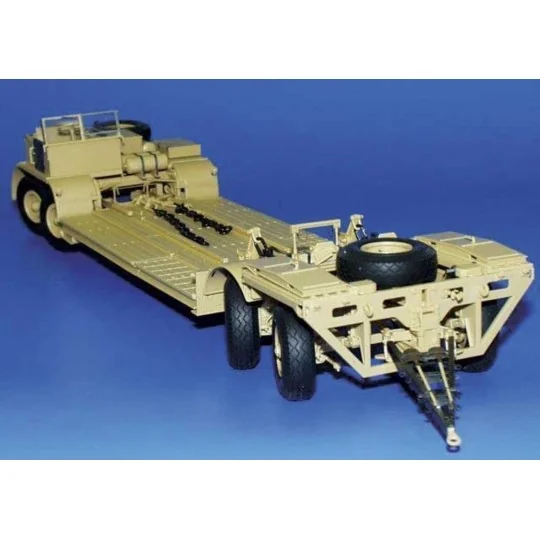 18t Zugkraftwagen Famo mit Tiefladeanhg. für Pz.Kpfw.Sd.Ah.116 Foto...