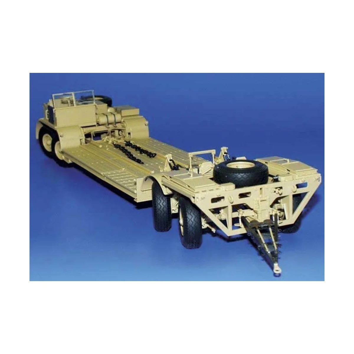 18t Zugkraftwagen Famo mit Tiefladeanhg. für Pz.Kpfw.Sd.Ah.116 Foto...