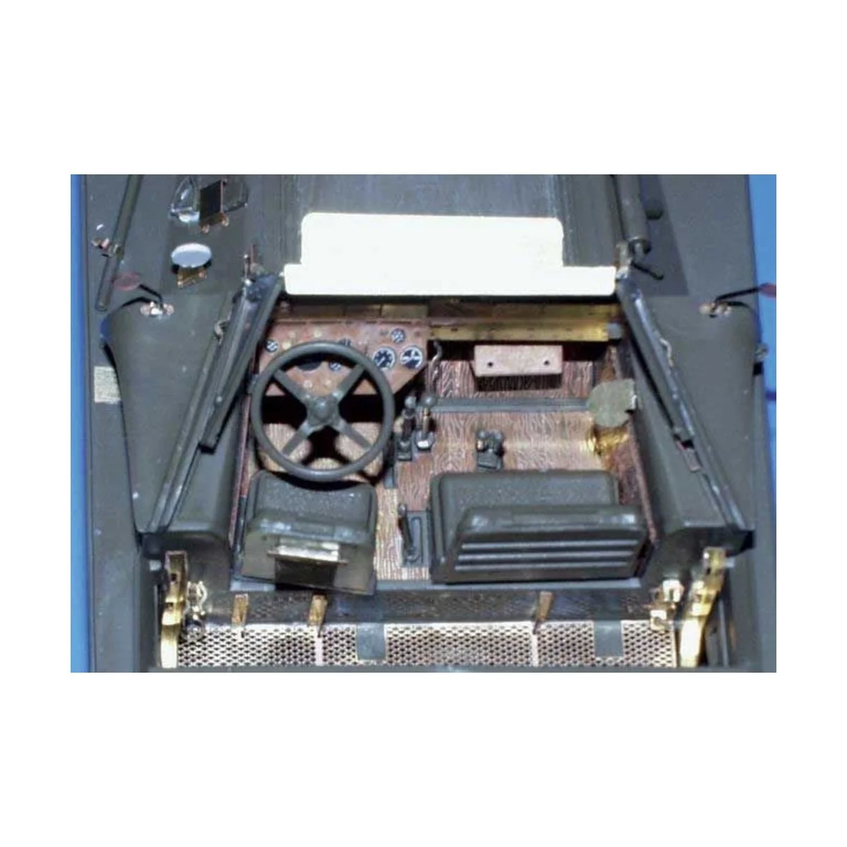 DUKW Amphibious Truck, 1/35 - Eduard Accessories 35519 DUKW Amphibious Truck, 1/35 - Eduard Accessories 35519