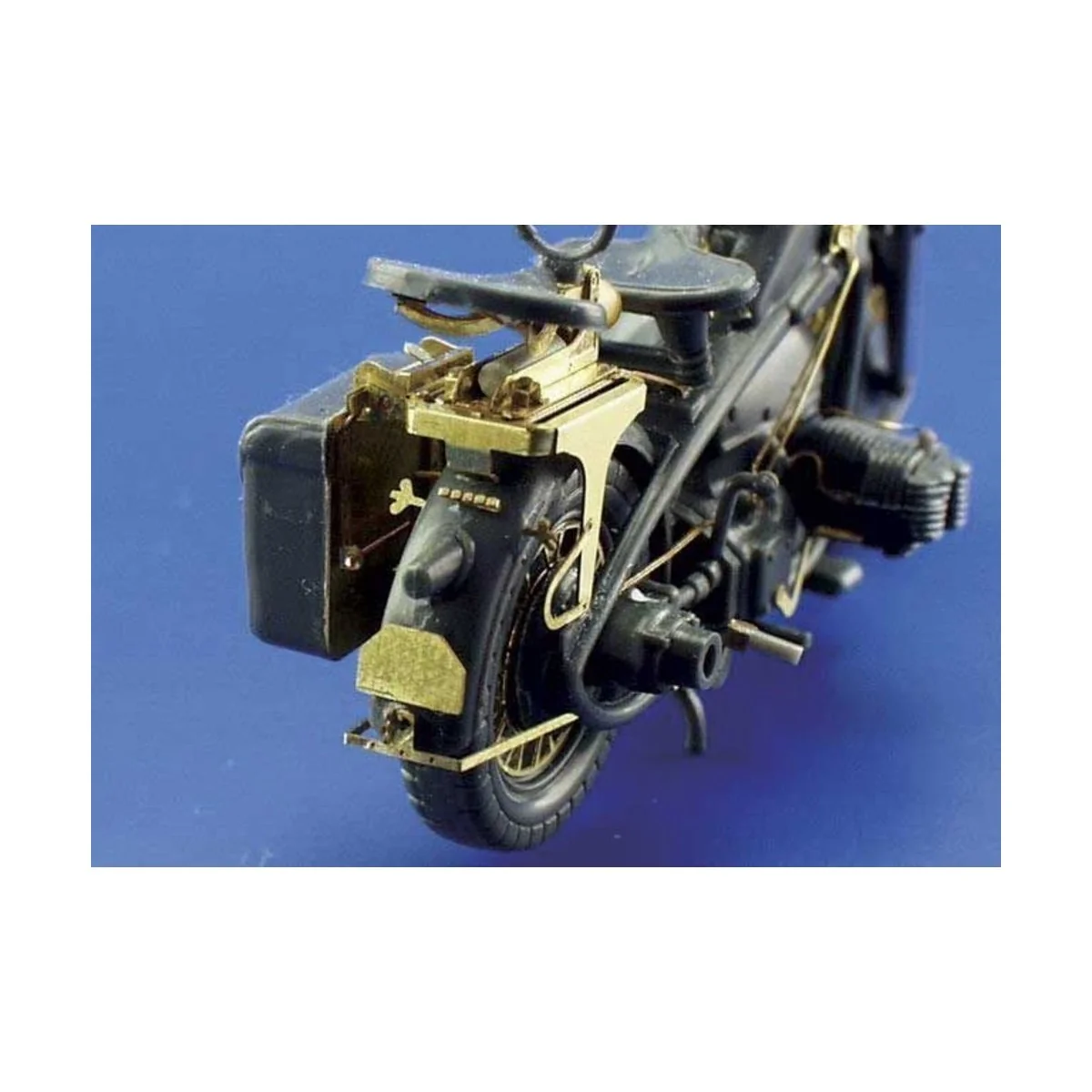 BMW R75 / Zünddapp KS750 Fotoätzsatz - Eduard Accessories 35573