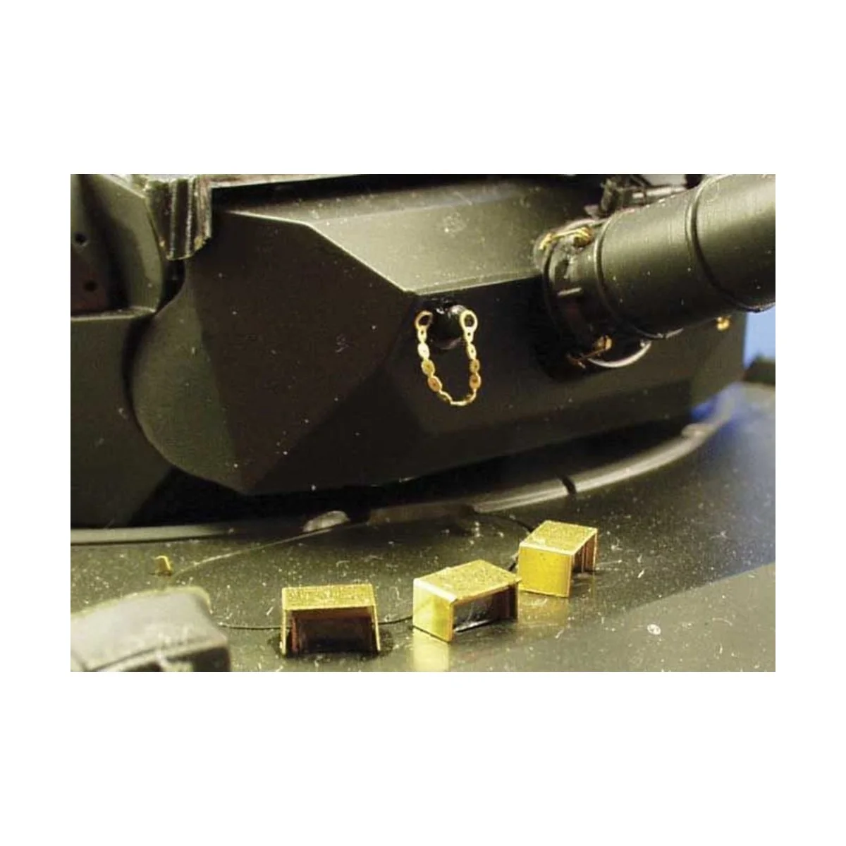 Leopard A4, 1/35 - Eduard Accessories 35753 Leopard A4, 1/35 - Eduard Accessories 35753