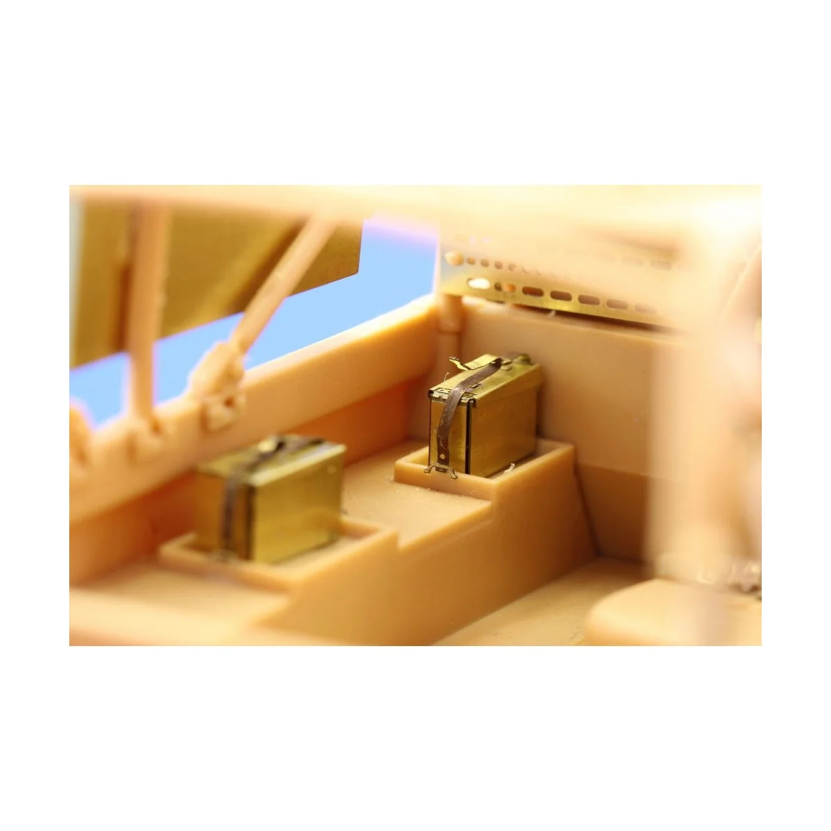 DefenderXD Wolf W.M.I.K. Ammo Boxes (HB), 1/35 - Eduard Accessories...