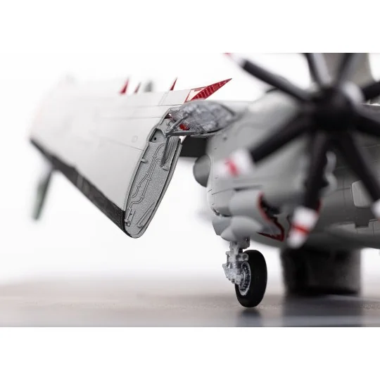 E-2C Hawkeye, 1/72 - Heller 82300