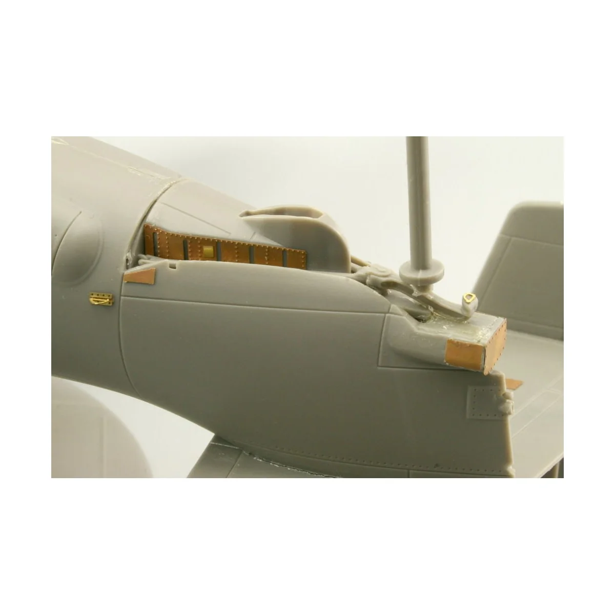 E-2C exterior für Kinetic, 1/48 - Eduard Accessories 48637