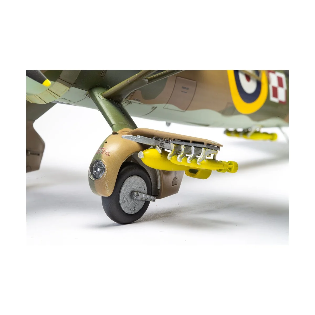 Westland Lysander Mk.I/Mk.III, 1/48 - Airfix A07116