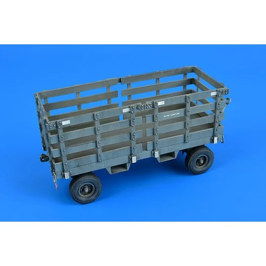 USAF F-2A Flightline trailer (steel platform with racks), 1/32 - Ae...