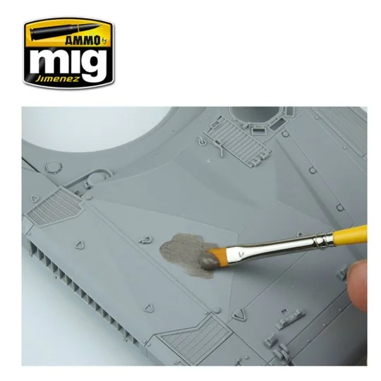 Anti-Slip Paste - Brown Color (for 1/35 scale) - AMMO by MIG Jimene...