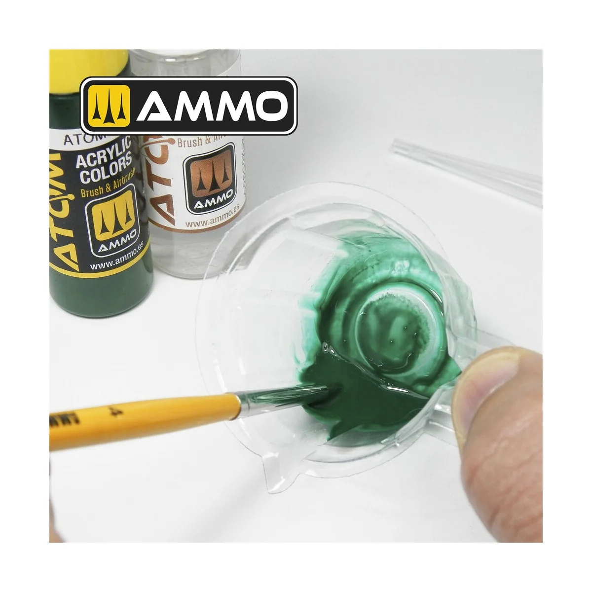 Disposable Mixing Cups 40ml (10pcs) - AMMO by MIG Jimenez A.MIG-8268