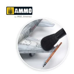 Dust Remover Brush 1 - AMMO by MIG Jimenez A.MIG-8575 2