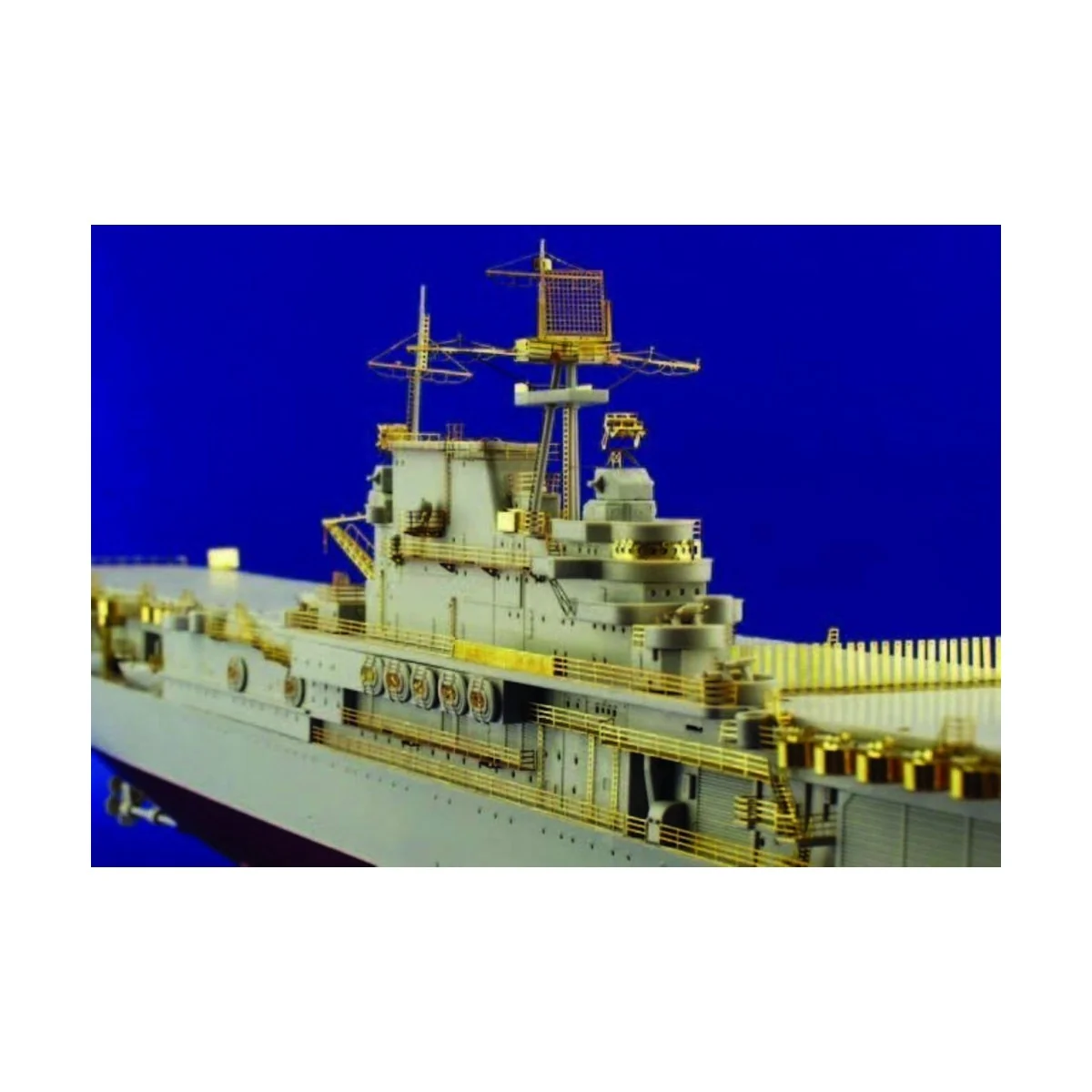 Flugzeugträger USS Hornet CV 8 Fotoätzsatz für Reling, 1/350 - Edua...