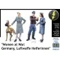 Woman at war: Germany, Luftwaffe Helferi, 1/35 - Master Box Ltd. 3557