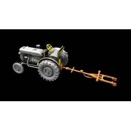 Zetor 25 Military w/Towbar for MiG 15/17s, 1/72 - Planet Models 129... 2