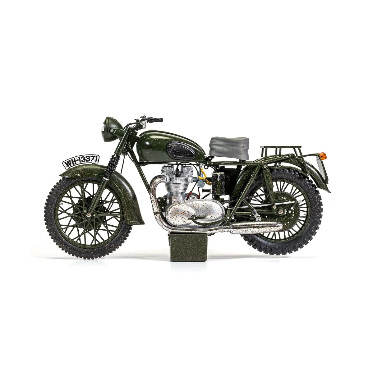 The Great Escape - Triumph TR6 Trophy (Weathered), 1/12 - Corgi CC0...