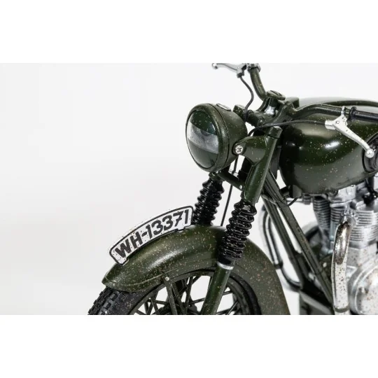 The Great Escape - Triumph TR6 Trophy (Weathered), 1/12 - Corgi CC0...