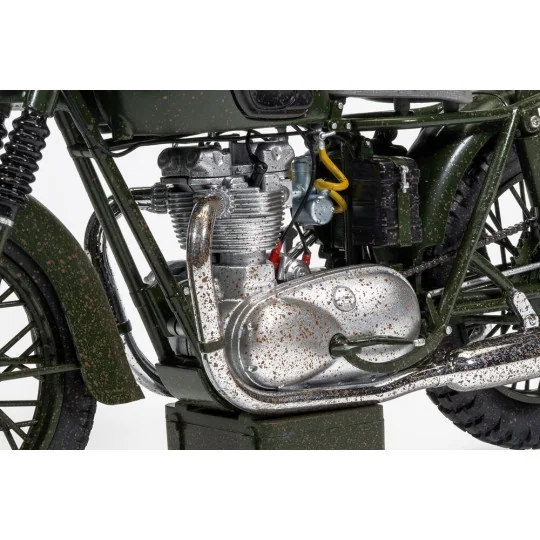 The Great Escape - Triumph TR6 Trophy (Weathered), 1/12 - Corgi CC0...