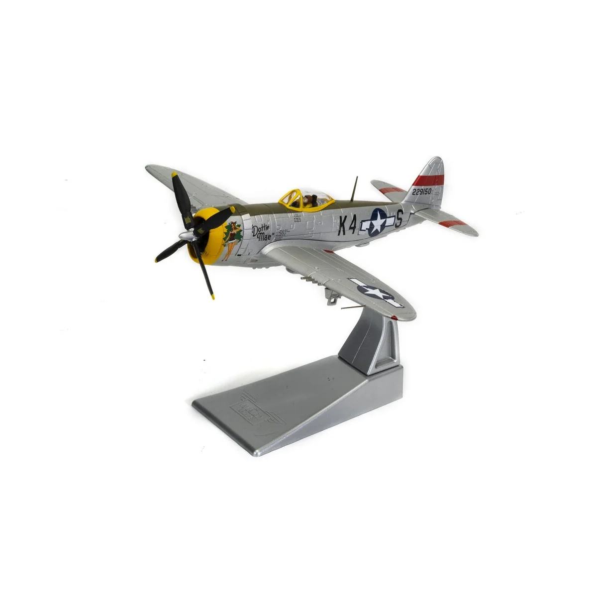 Republic P-47D Thunderbolt, 'Dottie Mae', 42-29150 / K4-S, 410th FG...