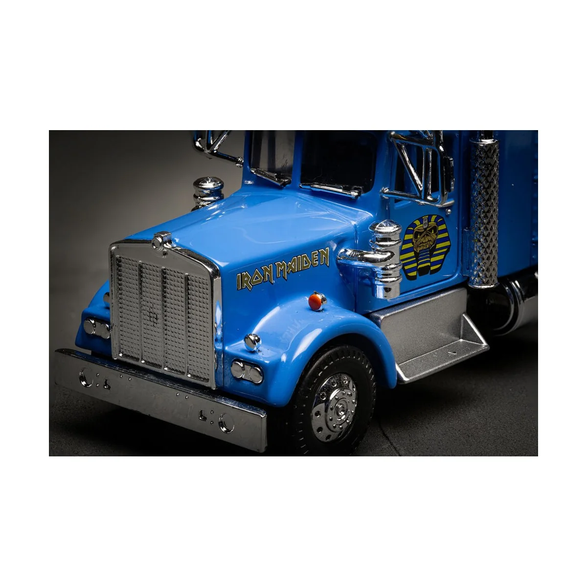 Heavy Metal Trucks - Iron Maiden, Powerslave, 1/50 - Corgi CC55704