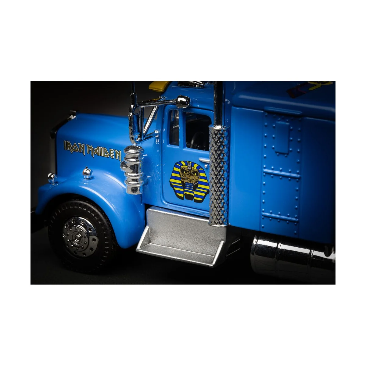 Heavy Metal Trucks - Iron Maiden, Powerslave, 1/50 - Corgi CC55704