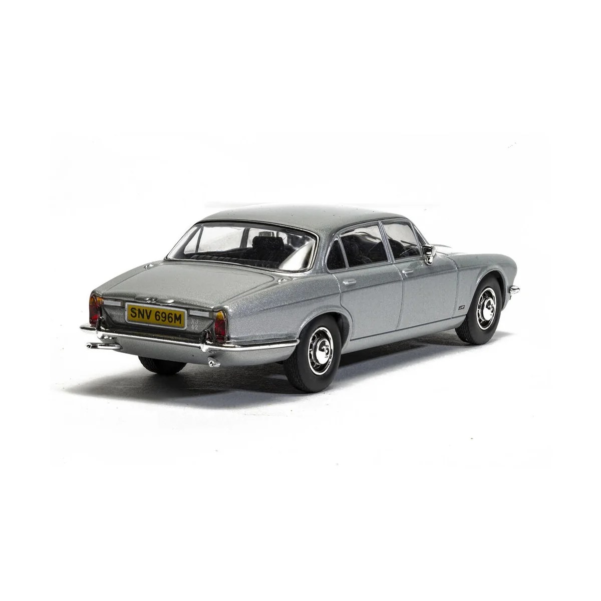 Screen Stars - Ford Capri Mk2 2.0S Diamond White, Jaguar XJ6 Series...