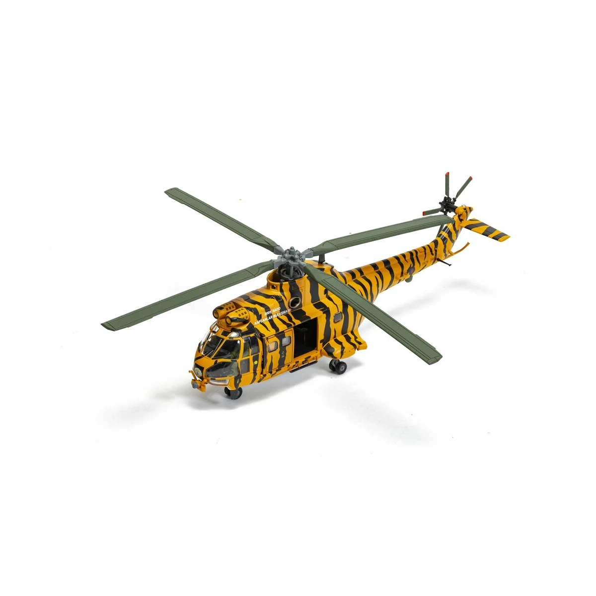 Westland Puma HC-1 - NATO Tiger Meet livery - RIAT 2005, 1/72 - Cor...