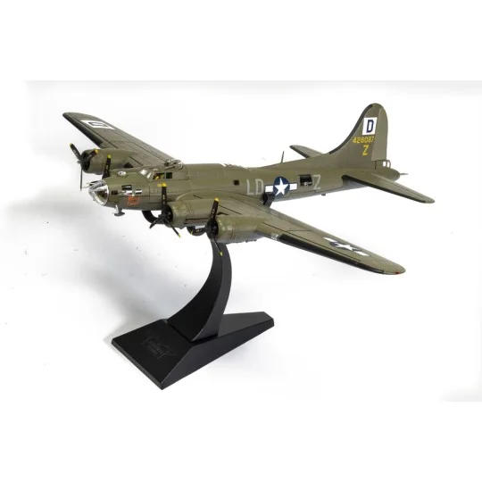 B-17F Flying Fortress - 'Royal Flush' - Lt Robert Rosie Rosenthal, ...