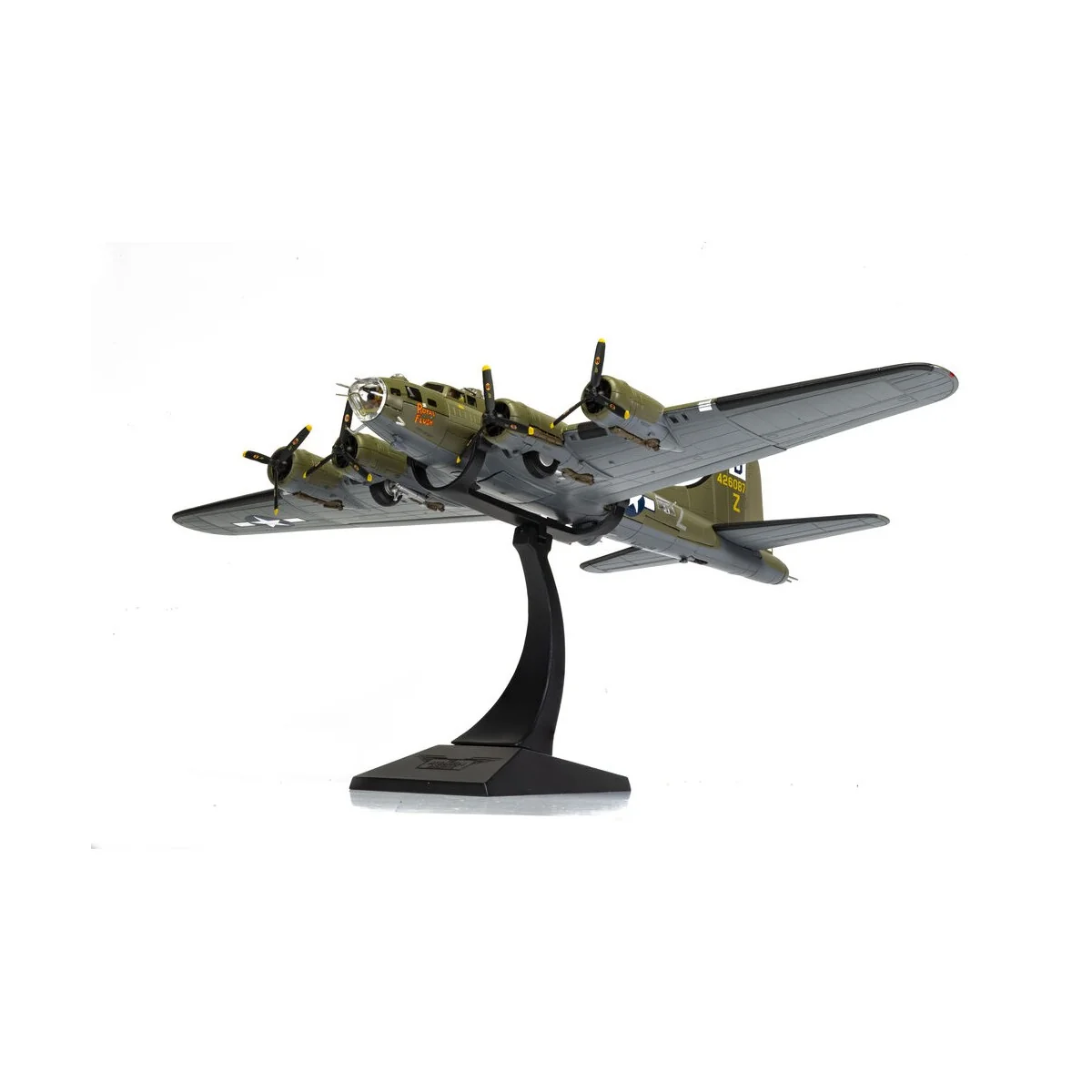 B-17F Flying Fortress - 'Royal Flush' - Lt Robert Rosie Rosenthal, ...