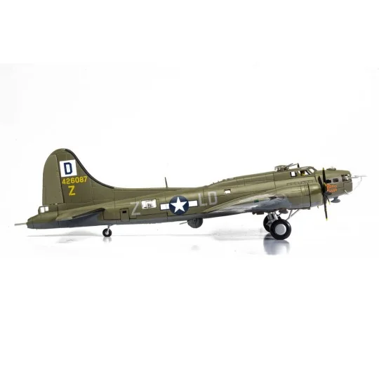 B-17F Flying Fortress - 'Royal Flush' - Lt Robert Rosie Rosenthal, ...