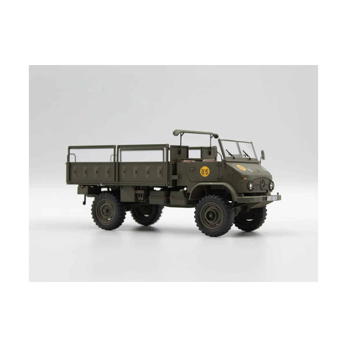 Unimog S 404, German military truck, 1/35 - ICM 35135