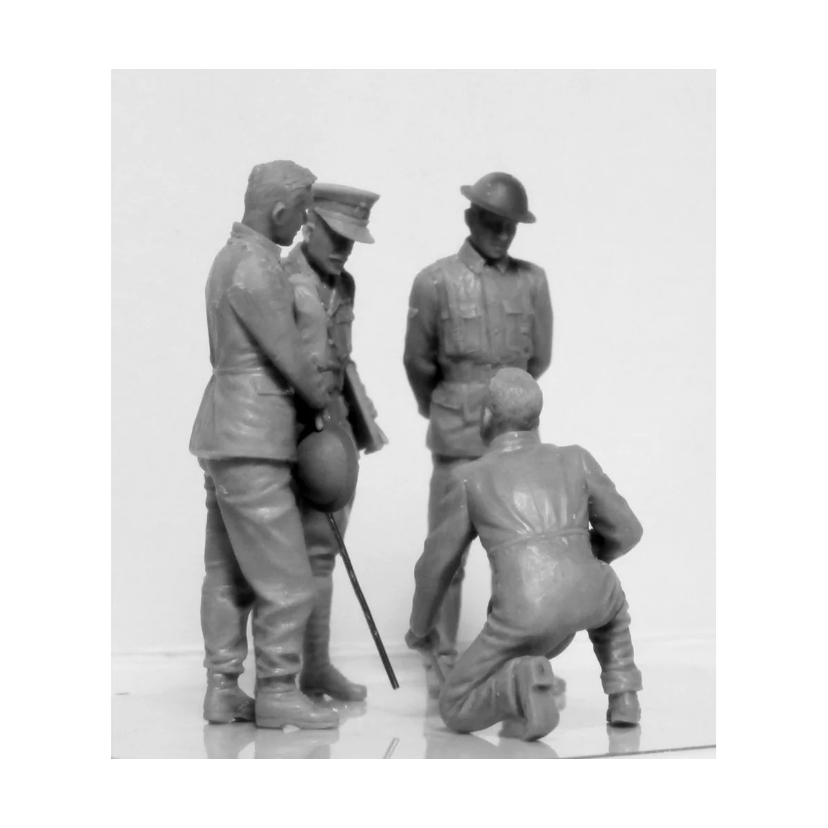 WWI British Tank Crew (4 figures), 1/35 - ICM 35708